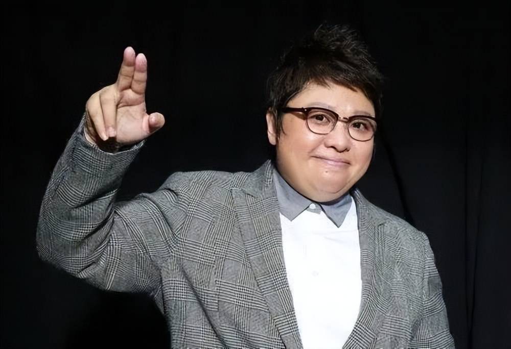 韩红宣布或将不再录制综艺：未来可能会过得很清贫，但请还给我艺术家的风骨